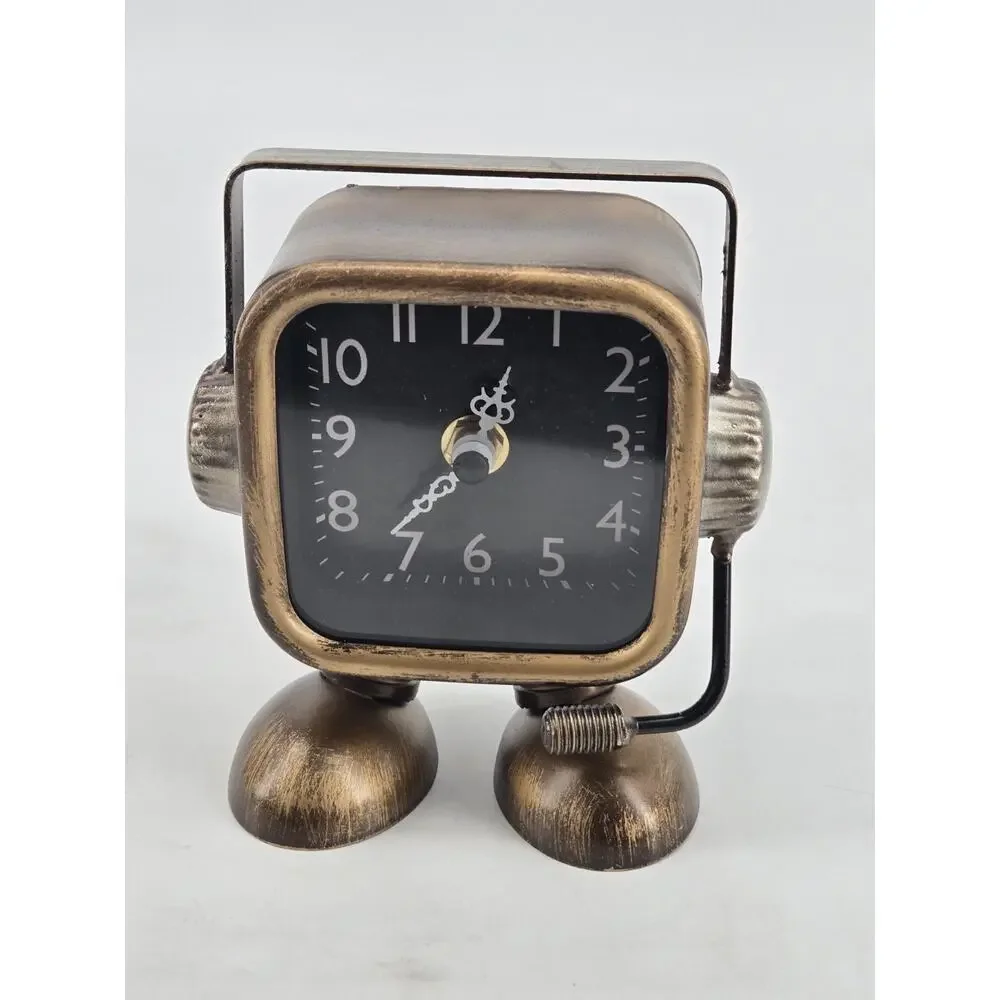 Retro Steampunk Robot Table Clock Industrial Style Desk Shelf Uses AA Battery